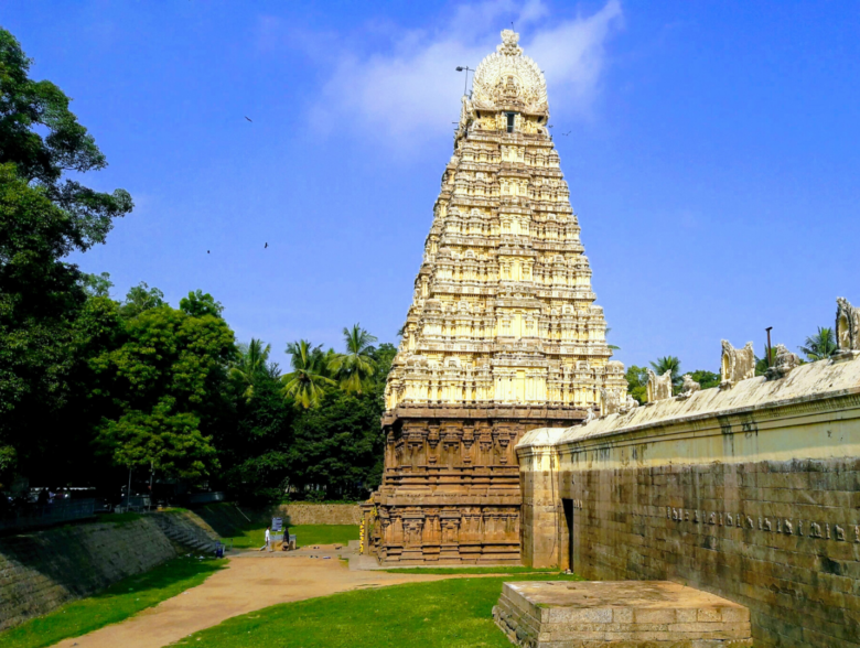 Vellore-fort-temple
